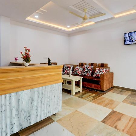 Hotel O Living Tree In Hyderabad Exterior photo